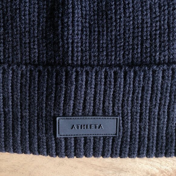 Athleta Winter hat black knit hat New with tags! O/S toque - Picture 7 of 11